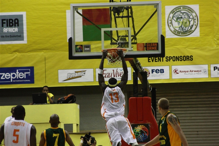 Le chantage des droits commerciaux